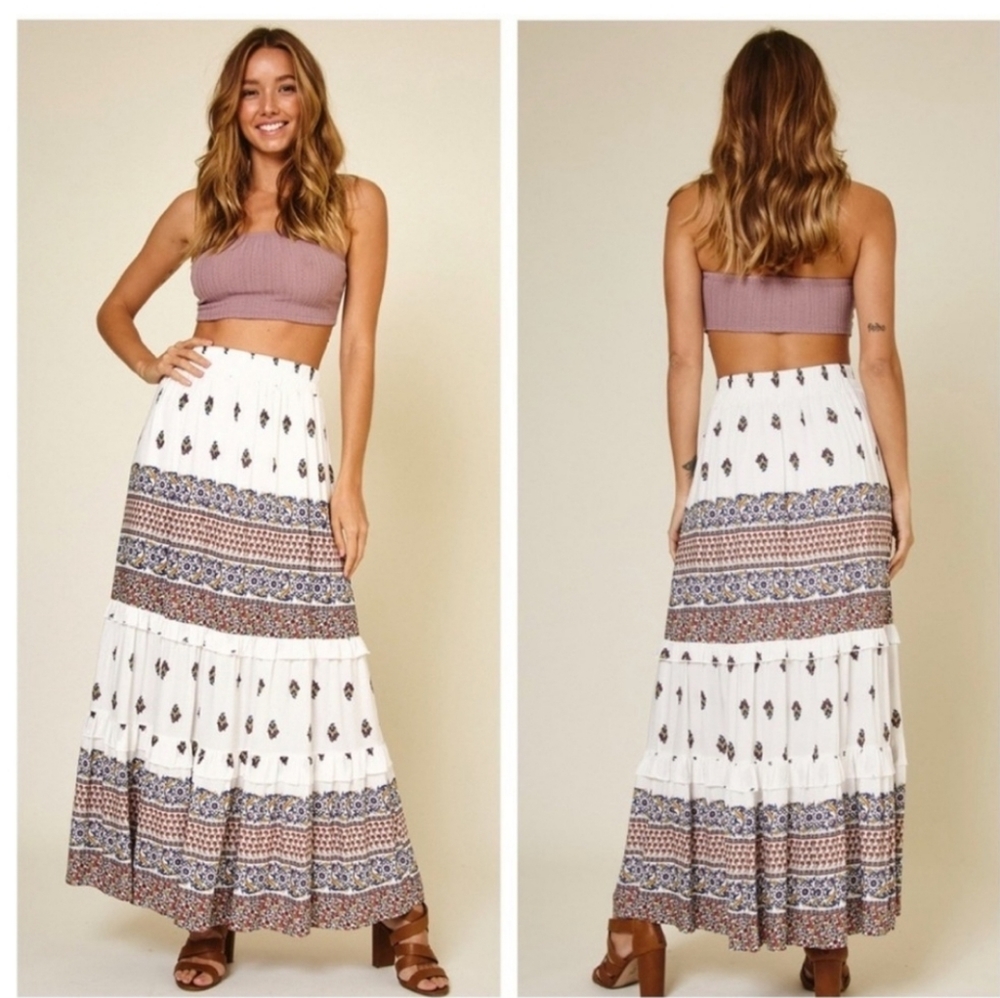 Versatile Ruffle Tier Maxi Damask Print Skirt - Picture 4 of 4